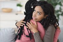 Signs of a fake friends [istockphoto]