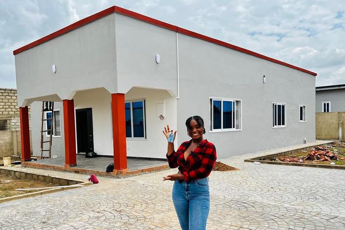 Popular YouTuber Maame Sika’s father give her 3-bedroom house as graduation gift
