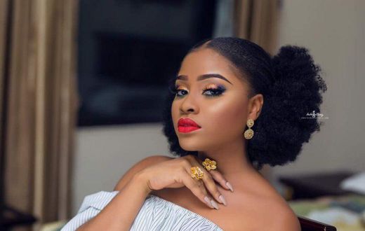 Singer Adina Thembi