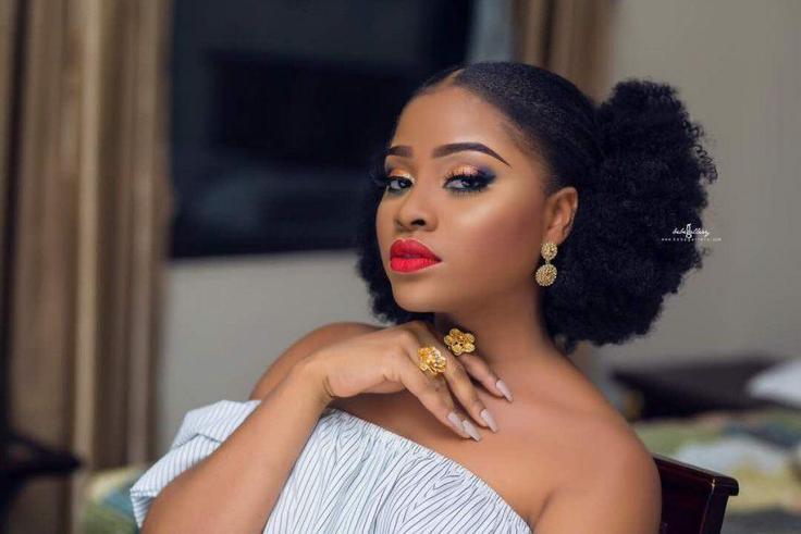 Singer Adina Thembi