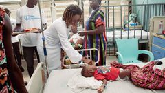 Wendy Shay marks birthday with donation to patients at Korle Bu hospital