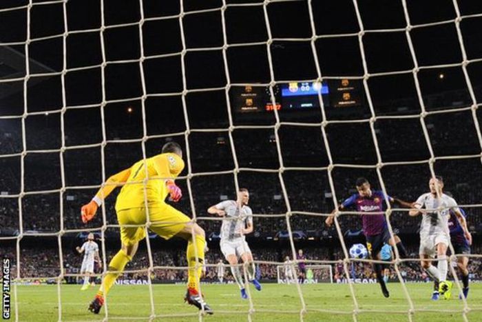 ___9020986___2018___10___24___23____104018660_gettyimages-1052959302