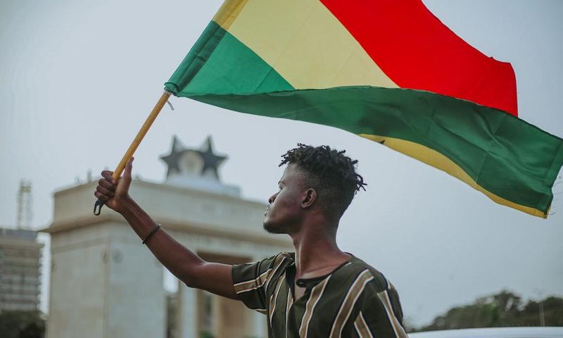 Sending money to family in Ghana: 4 tips to consider