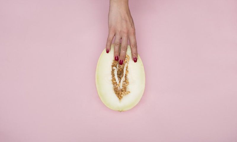 Here's how to get rid of a smelly vagina [Aninjustice]