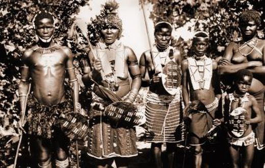 What Africans wore before colonialism [African art]