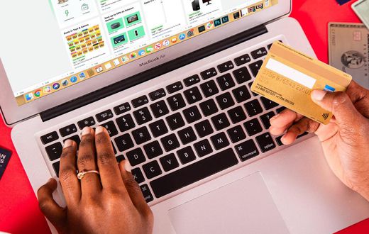 retail cyber online shopping gift card holiday black friday sale credit card