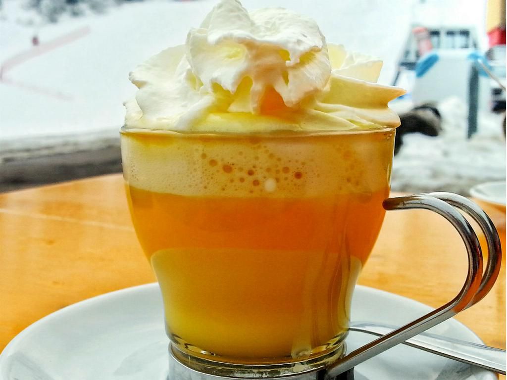10 Christmas cocktails from around the world that you should try this year