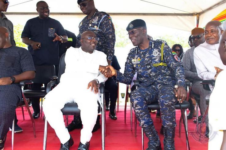 Bawumia hails Dampare for increased Police professionalism and discipline