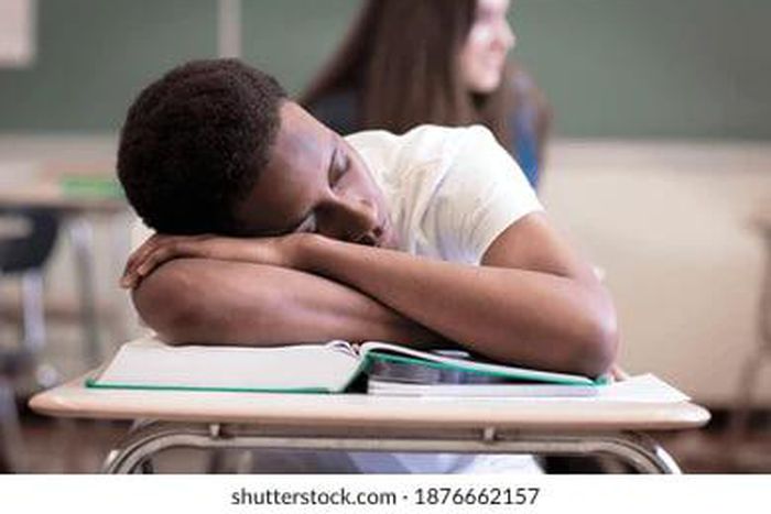 8 people you will find in every Ghanaian Lecture hall