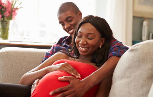 pregnant couple