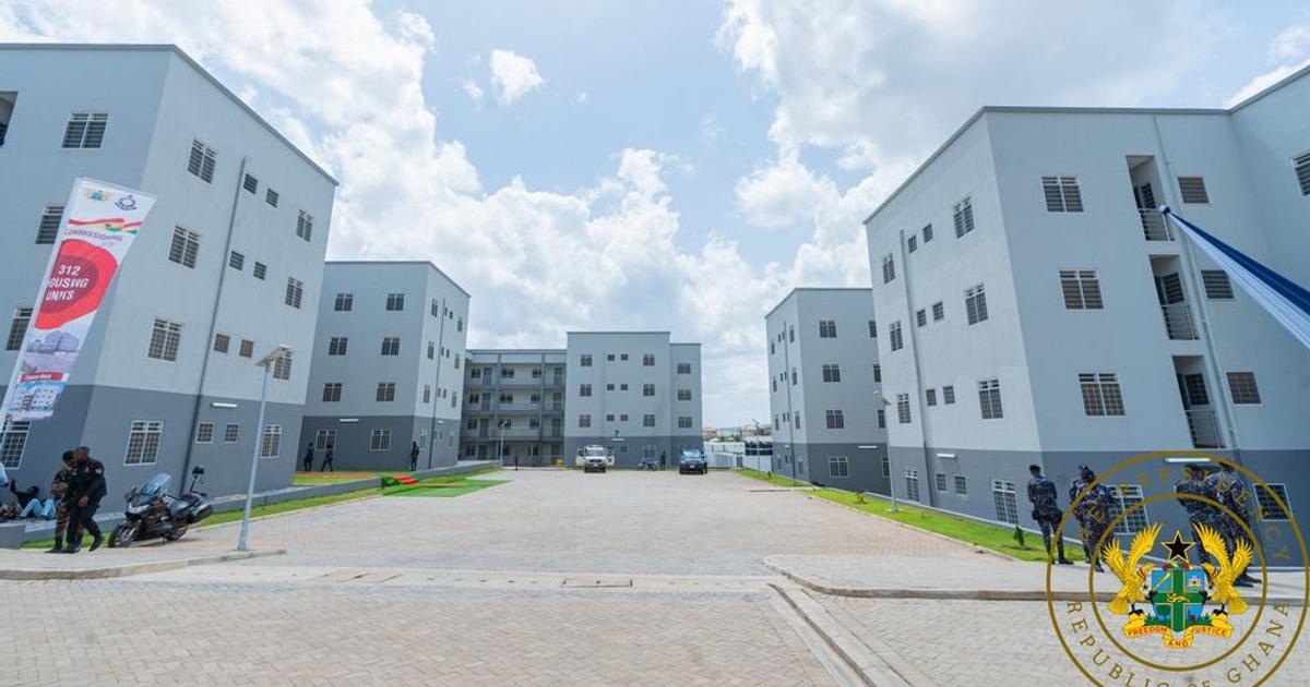 President Akufo-Addo commissions newly constructed police barracks at ...