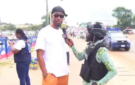E.L finally reads the room as he shows up for #OccupyJulorbiHouse Day 2  protest (VIDEO)