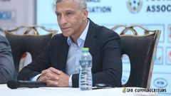 I can’t guarantee Ghana trophies – Chris Hughton