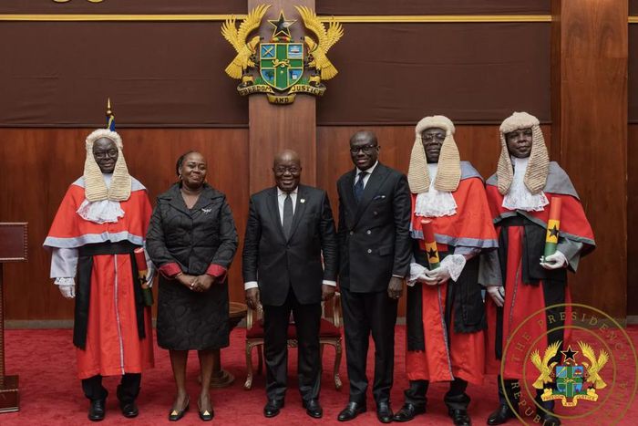 Nana Addo swears in Supreme Court judges