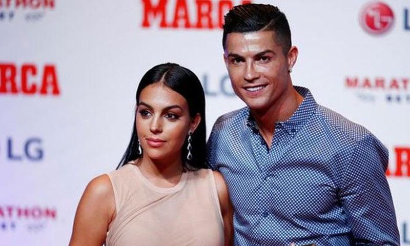 Cristiano Ronado’s girlfriend entitled to £86,000 per month if couple break up