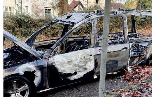 Mercedes-Benz hearse carrying coffin to funeral catches fire