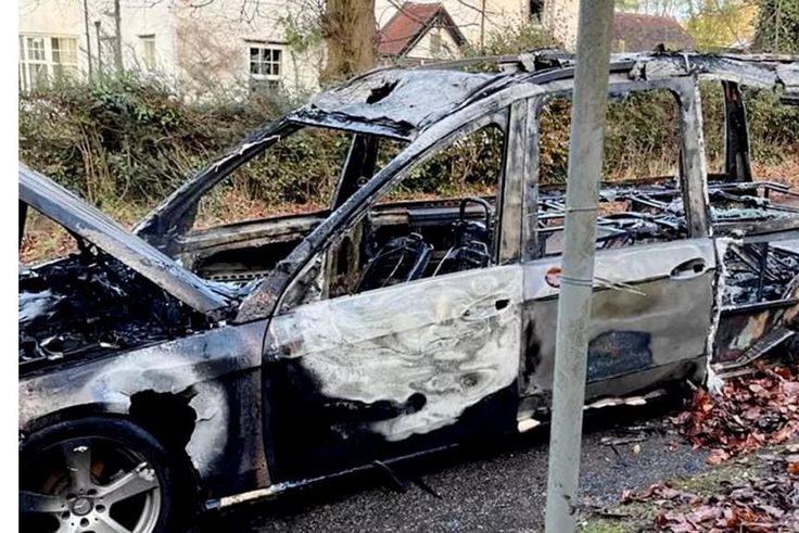 Mercedes-Benz hearse carrying coffin to funeral catches fire