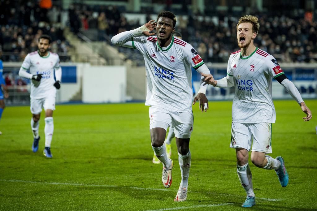 OHL s Mathieu Maertens and OHL s Sory Kaba celebrate after scoring from penalty during a soccer match between OHL Oud-Heverlee-Leuven and KRC Racing Genk