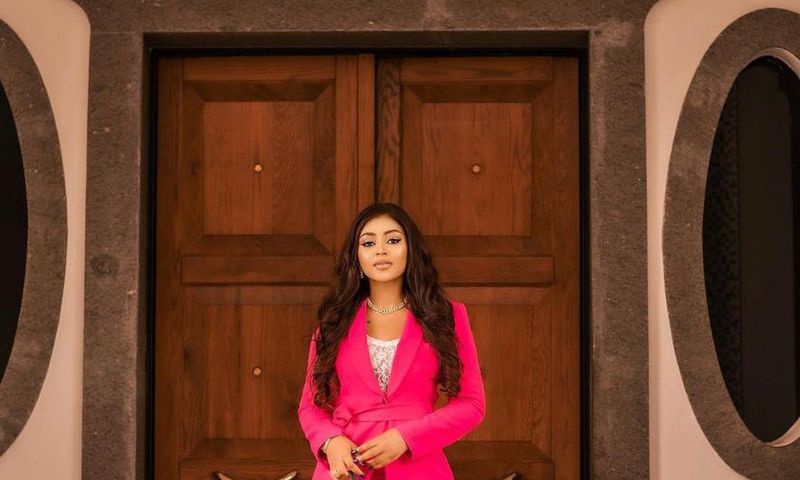 Regina Daniels has officially been dubbed the social secretary of the Senator’s wives association of Nigeria.[Instagram/ReginaDaniels]