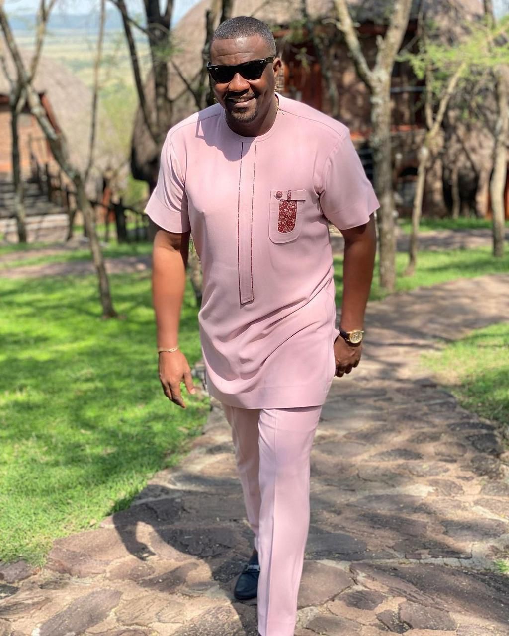 John Dumelo