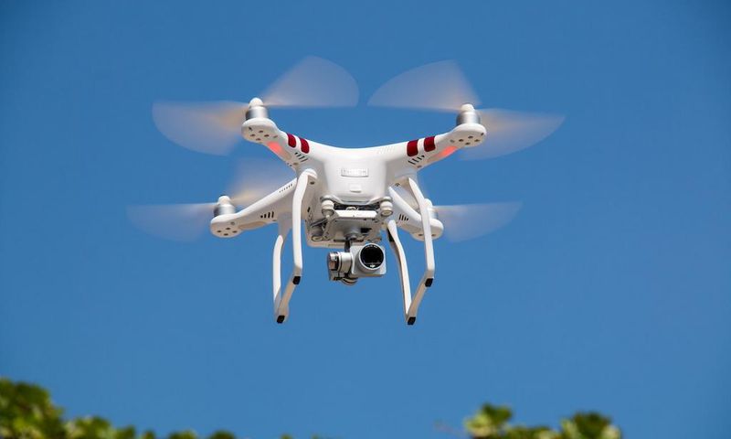 Man uses drone to catch wife cheating with her boss