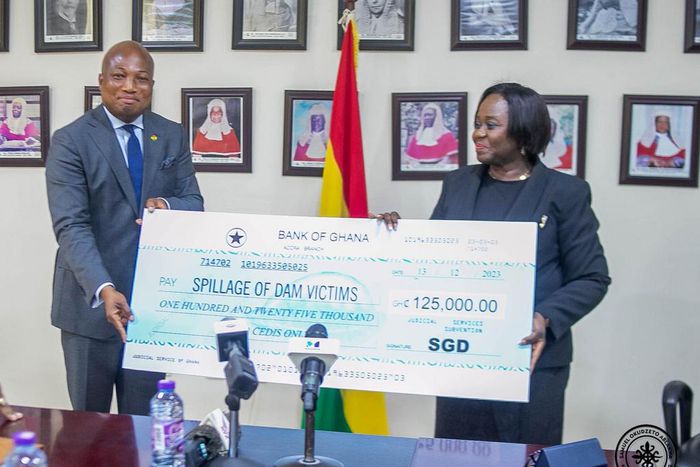 Ablakwa awestruck as Chief Justice, Judicial Service Donate GHS125k to Flood Victims