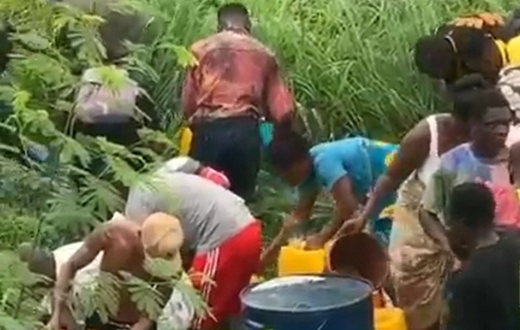 Residents, drivers jostle for spilt fuel as tanker overturns on Accra-Tema motorway
