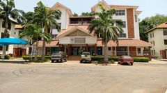 Pent hall