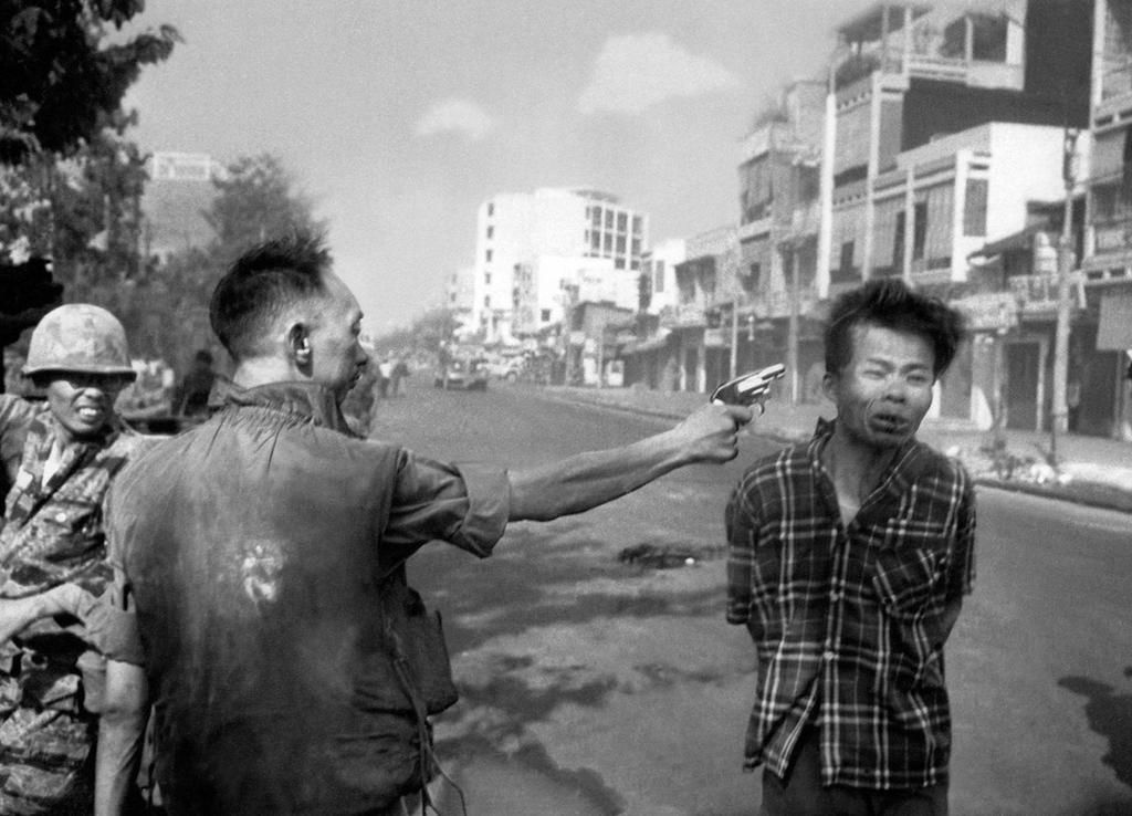 The remarkable stories behind 8 of the most iconic war photos ever taken