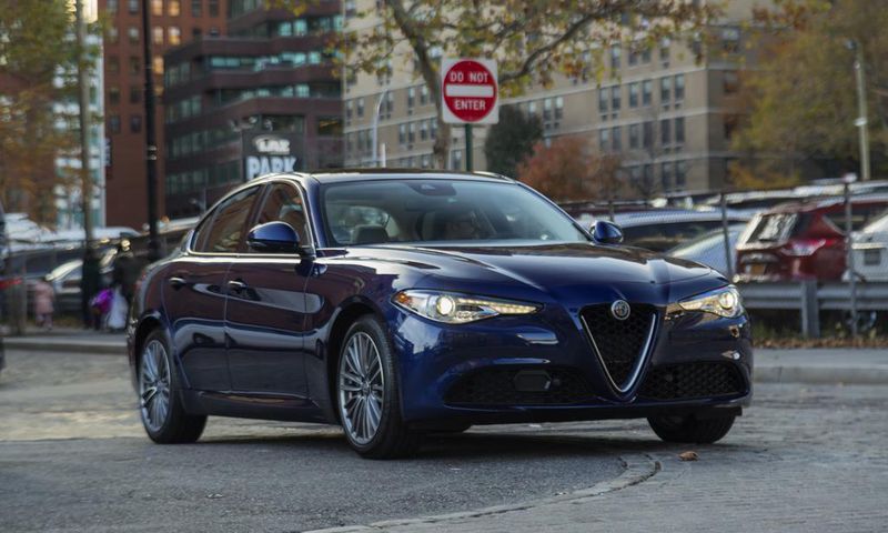The 2018 Alfa Romeo Giulia Ti Lusso is just a darn-pretty set of wheels. The prettiest of all sport sedans, if you ask me. As with the Fiat Chrysler Automobiles stablemate Maserati, the Alfa simply oozes style.