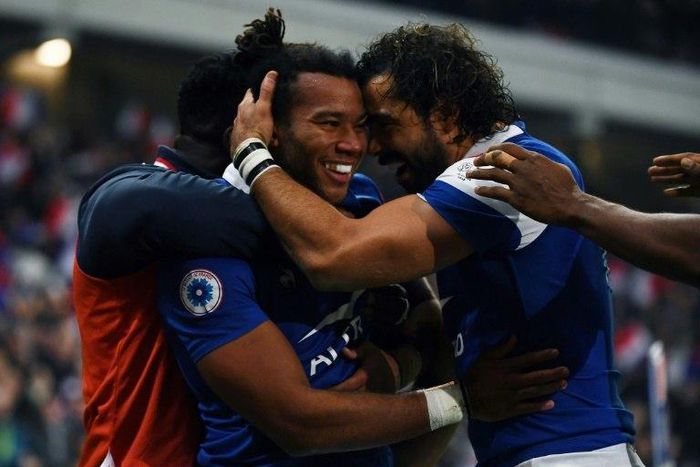 Two tries from Teddy Thomas helped France to their first win since March when they beat Argentina