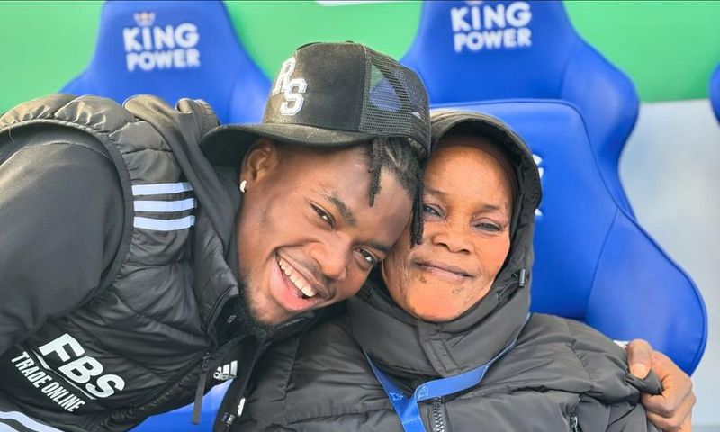 Fatawu Issahaku flies mother to watch him play for Leicester City