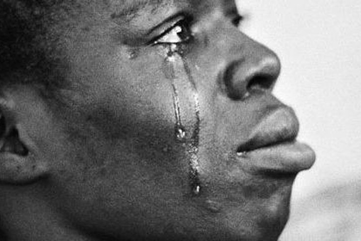 crying woman-560x280