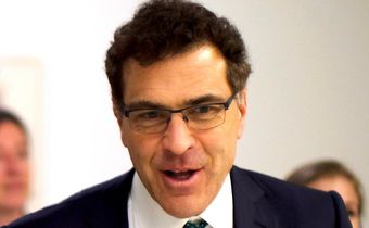 Elliot Schrage