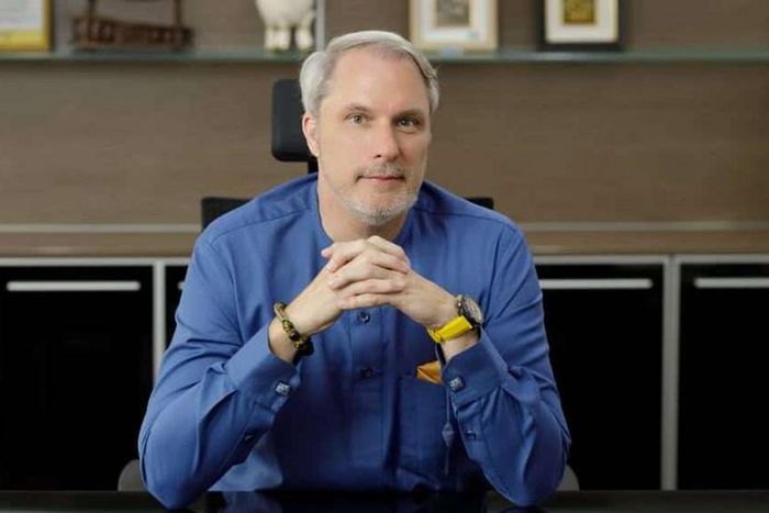 Stephen Blewett, CEO MTN Ghana