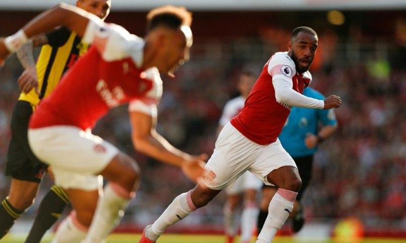 Arsenal's French striker Alexandre Lacazette (R, pictured September 2018) was able to score and tie the game against Liverpool in the Premiere League