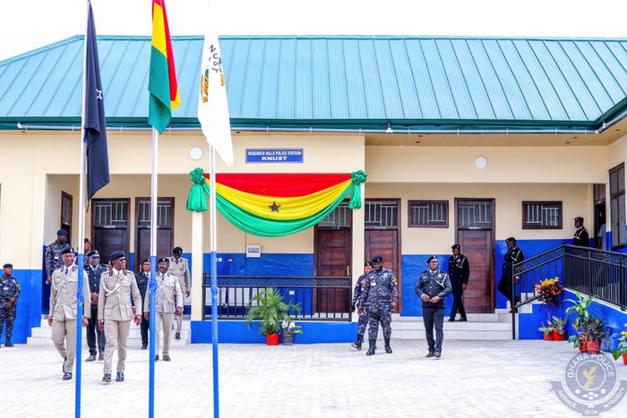 Otumfour commissions new police station at KNUST