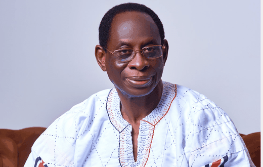 Dr Kofi Konadu Apraku