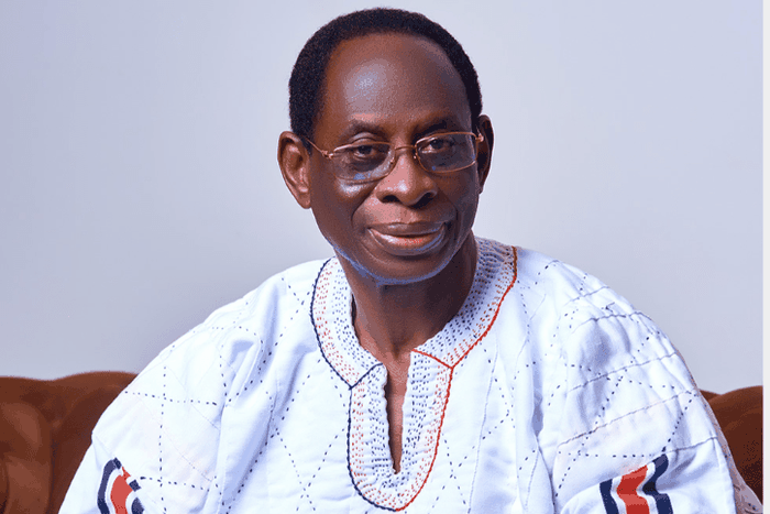 Dr Kofi Konadu Apraku