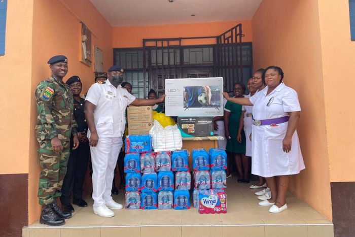 Armed Forces’ SSC/SD 51 donates to Dome RCH as part of 10th anniversary