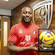 Antoine Semenyo gets EPL debut ball