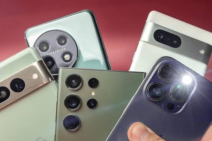 Ever noticed that the quality of your phone's camera degrades over time? [CNET]