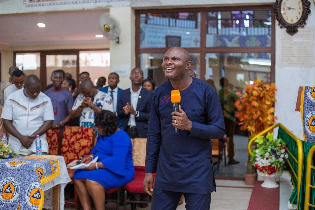 Showers of blessings as Uncle Ato rocks Kokomlemle Methodist Church