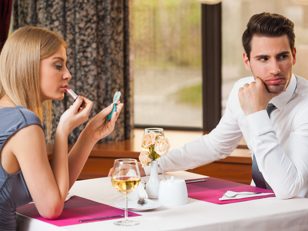 7 awkward questions you should ask on a first date — and 3 you really shouldn't