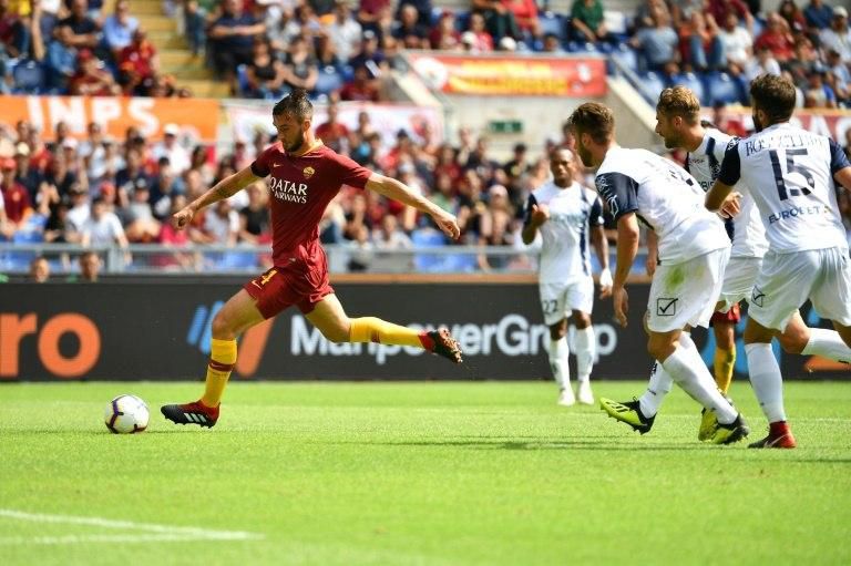 Midfielder Bryan Cristante escaped the Chievo defence to put Roma two goals ahead only for his team to throw away their lead