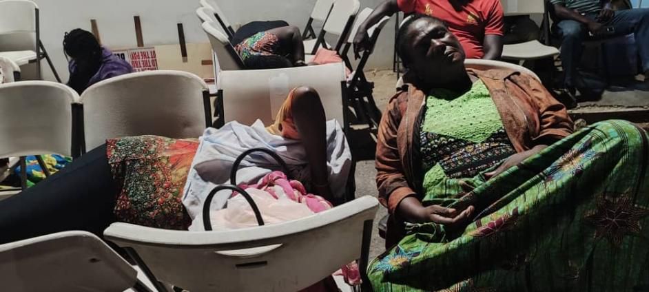 Gold Coast Fund Management customers vow to block Finance Ministry workers from going home