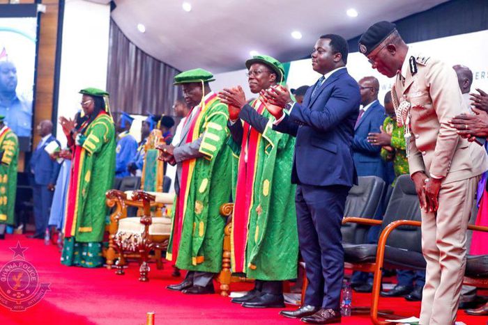 Dampare showing leadership - Otumfuo