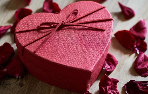 Valentine's Day gift box (Courtesy)