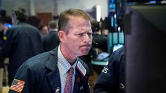 trader confused