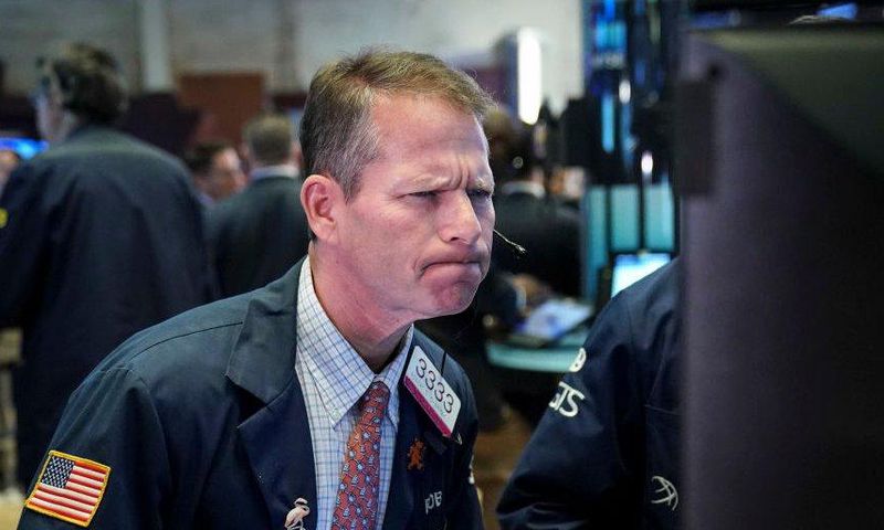 trader confused